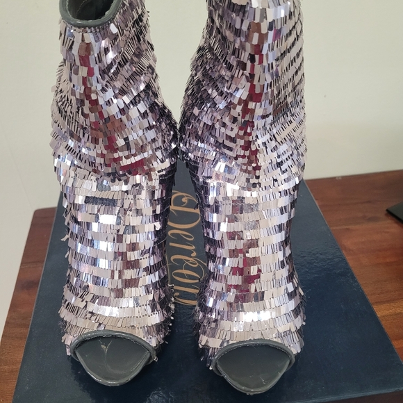 Beyoncé Dereon Dynamite Ankle Boots - Picture 4 of 5